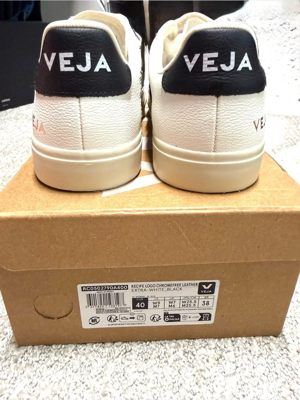 Brand New/Never Worn-Veja Recife Leather Low-Top Sneakers-Womens Size 9